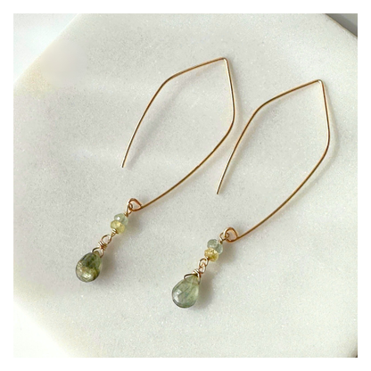 Balanced Tide | Moss Aquamarine Gold Earrings